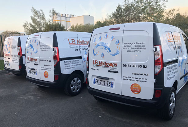 marquage-pub-de-voiture les-avantages-du-marquage-publicitaire